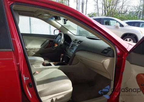 2008 Toyota Camry Xle V6 из США, поврежденный, VIN 4T1BK46KX8U054702